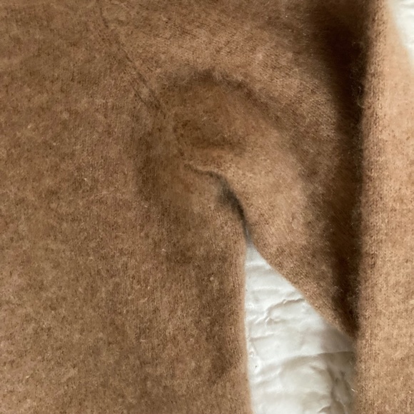 Reformation Cashmere Sweater Camel - Picture 9 of 13
